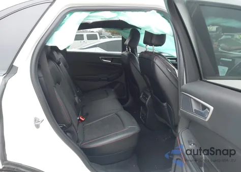 2024 Ford Edge St-Line z USA, uszkodzony, nr VIN 2FMPK4J93RBB15325